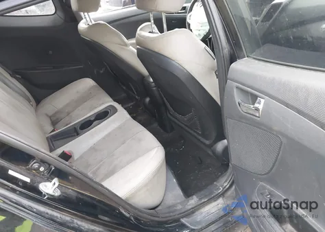 2012 Hyundai Veloster Base W/Gray z USA, uszkodzony, nr VIN KMHTC6AD7CU067762